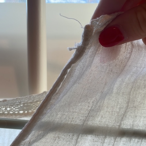 Zara embroidered top size XS - Picture 6 of 6